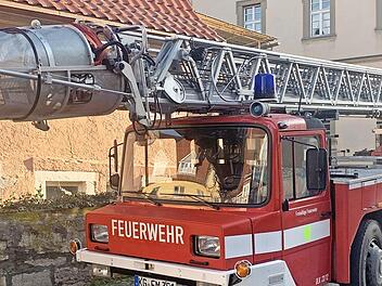 Die alte Drehleiter wird veräußert.