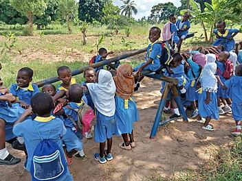 F&uuml;r den Kindergarten und die Grundschule in Kiparang&rsquo;anda war die Afrika Hilfe Franken im Einsatz.