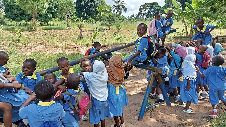 F&uuml;r den Kindergarten und die Grundschule in Kiparang&rsquo;anda war die Afrika Hilfe Franken im Einsatz.