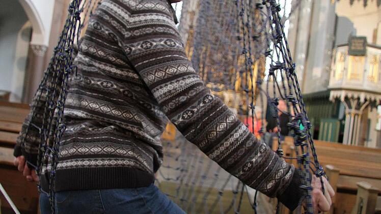 Sibylle Burrer aus Pforzheim hat sich seit 2001 auf Netzinstallationen spezialisiert. oto: Sonja Adam