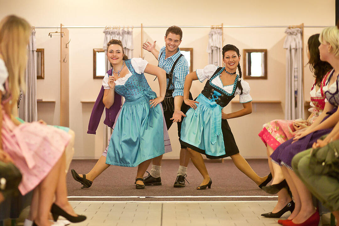 Sandmadla Kuer - Trachtenhof Nuebler