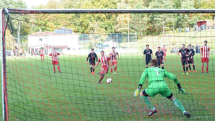 Das lang ersehnte Führungstor zum 1:0 durch Fuchsstadts Andreas Graup. Es reichte aber schließlich nur zum Remis.ssp
