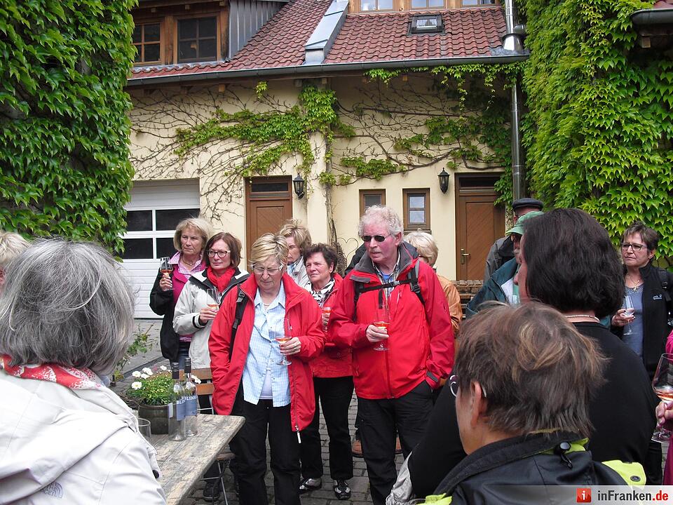 ABO Plus Bus-Wander-Tour Handthal