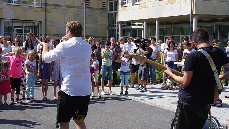 "LaBrassBanda" rockten in Kronach. Foto: Marco Meißner