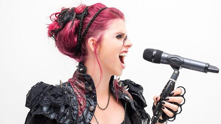 Metal-Sängerin Liza Minet Foto: privat