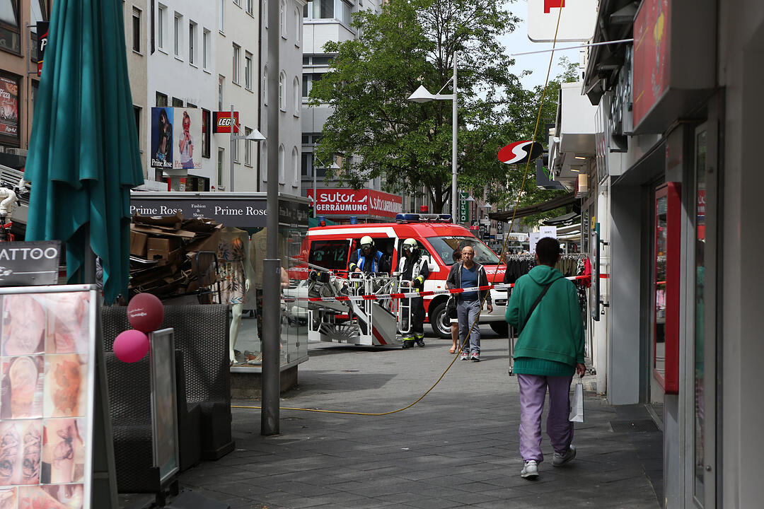 Nürnberg: Feuer in Schnellrestaurant
