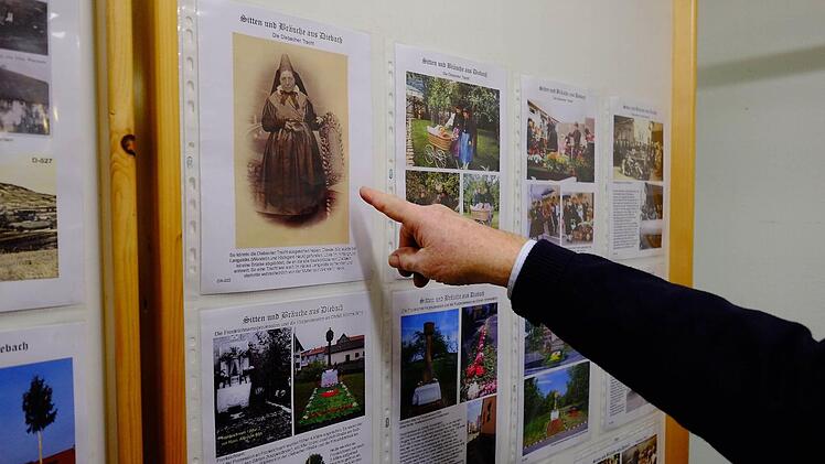 Die Ausstellung im Pfarrsaal ist an den Sonntagen, 6. und 13. März, zwischen 14 und 18 Uhr geöffnet. Foto: Gerd Schaar