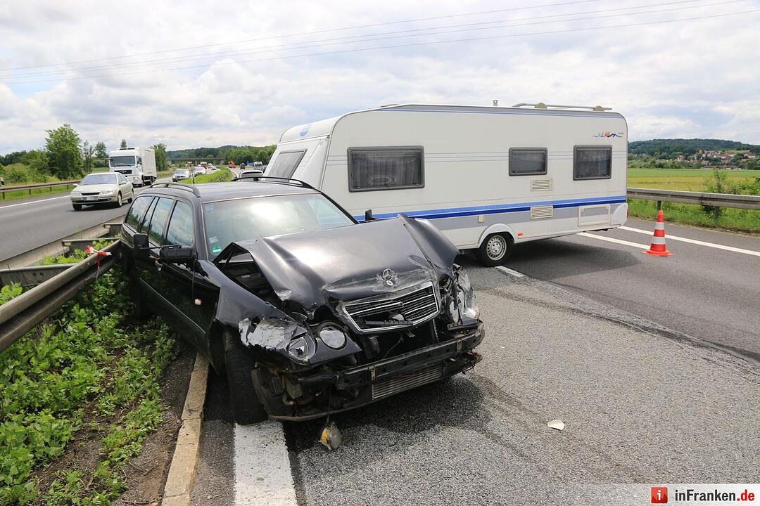 Wohnwagenunfall auf A70 bei Viereth