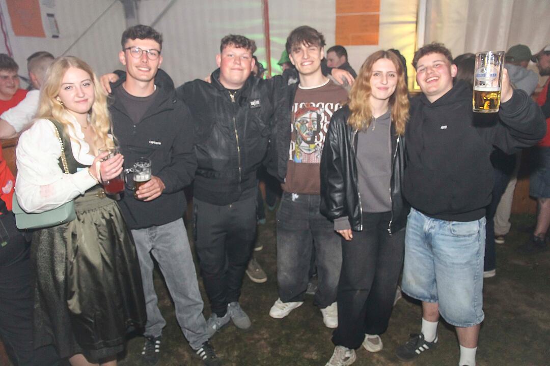 Party mit den DORFROCKERN Party mit den DORFROCKERN