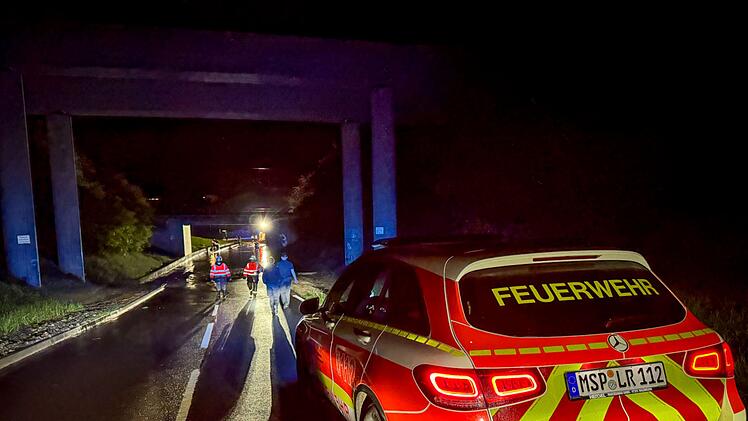 Heftiges Unwetter in Arnstein: Feuerwehr schildert "lebensgefährliche Situationen"