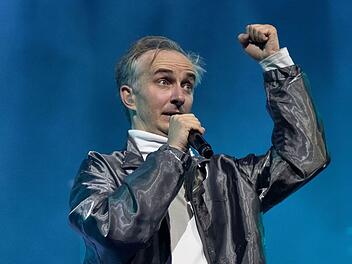 Jan Böhmermann entgegnet Antisemitismus-Vorwurf: "Boxe die von der Bühne"