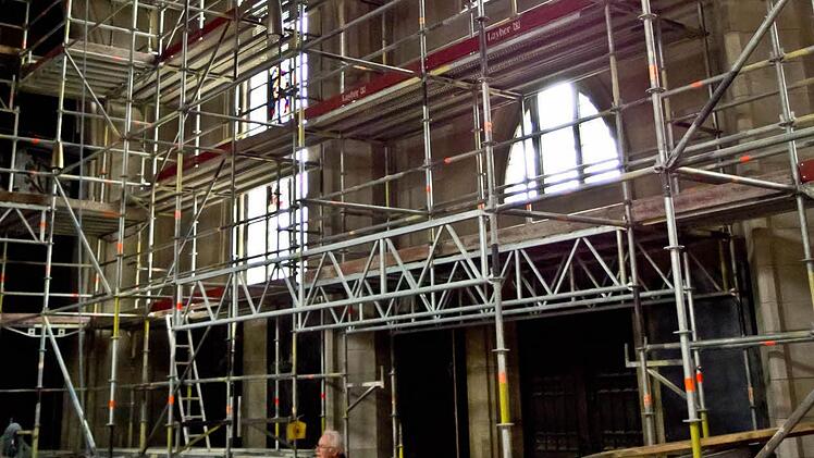 Die Pfarrkirche St. Augustin wird derzeit für 5,295 Millionen Euro generalsaniert.Foto: Jochen Berger