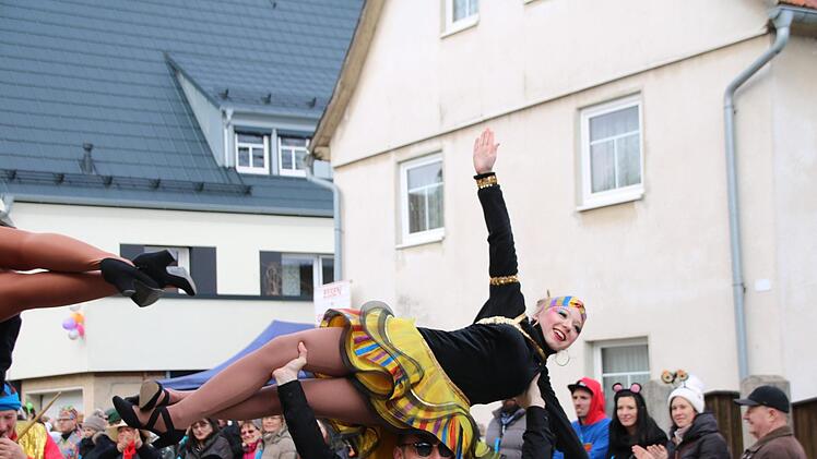 Faschingszug in Poppenlauer.Heike Beudert