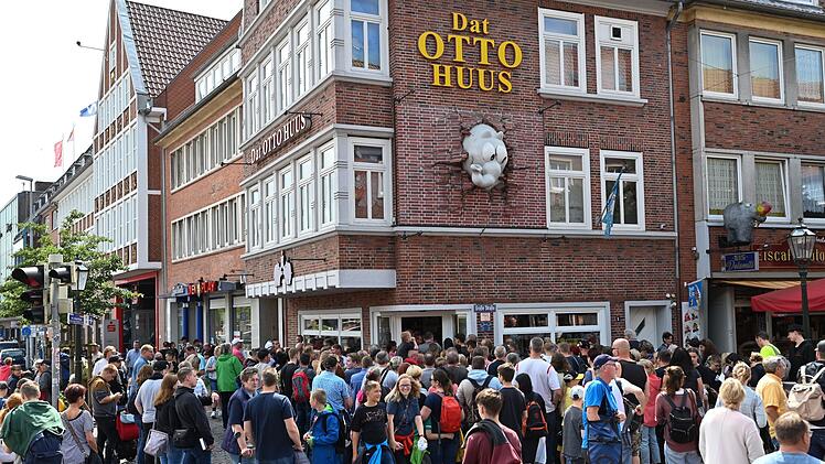 Otto kommt f&uuml;r Autogrammstunde nach Emden