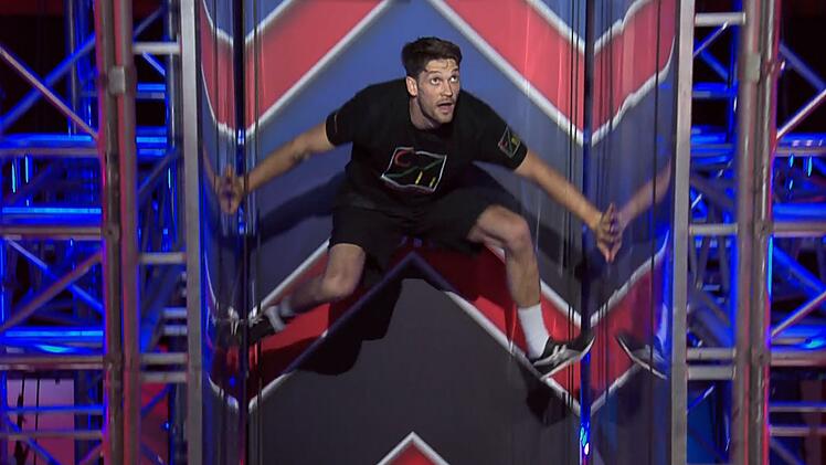 Auf und davon im wahrsten Sinne des Wortes: Chris Harmat absolvierte den Parcours in Tagesbestzeiteit und kassierte die "Speed-Pr&auml;mie" von 10.000 Euro.