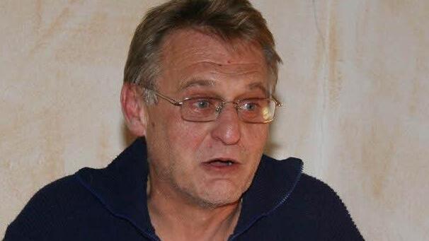 Matthias Trendel aus Stammbach zeigte Fotos und sorgte mit seinen Mundartgeschichten zum Thema "Bleed schaua" für gute Unterhaltung.