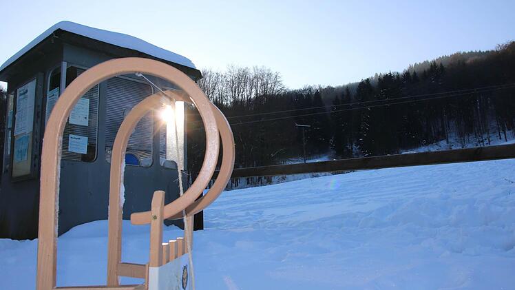 Das Kassenhäuschen steht verlassen an der Talstation. Foto: Ralf Ruppert