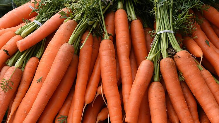 Schwarze Flecken, weich, grüner Ring: Sind meine Karotten noch essbar?
