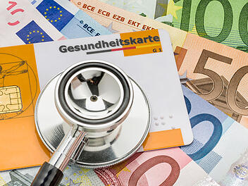 Symbolbild: Krankenversicherung, Krankenkarte, Gesundheit
