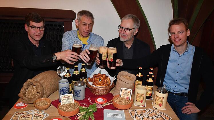 Spezial-Chef Christian Merz, Andreas Schneider und Claus-Christian Günther von Slow Food sowie Matthias Trum, Chef der Brauerei Heller (von links) Foto: Ronald Rinklef
