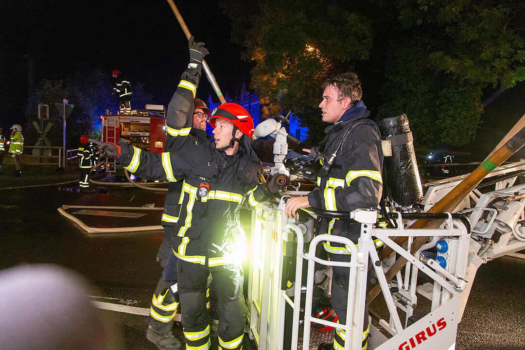 Coburg: Rettungseinsatz nach Brand in Mehrfamilienhaus