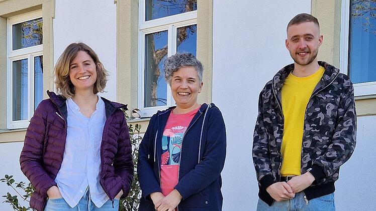 Neues Personal: Jasmin Kolzuniak (links) ist die Nachfolgerin von Simone Ott. Lukas Wirsing wird sich der zirkusp&auml;dagogischen Projektarbeit widmen.