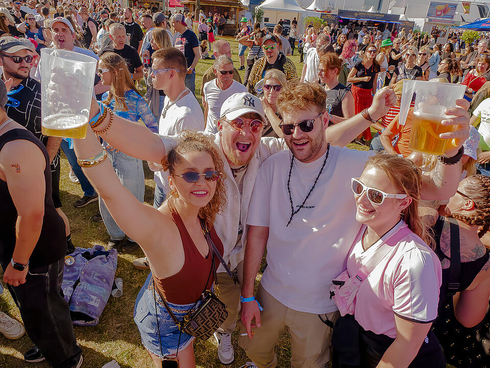 Das Sommerfestival f&uuml;r alle, die feiern, tanzen und einfach gl&uuml;cklich sein wollen!