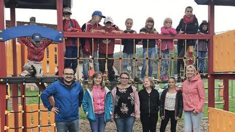 Die Kinder erkundeten verschiedene Spielplätze. Foto: pr