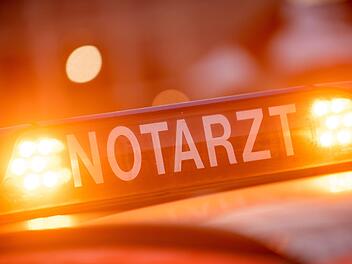 In Mittelfranken hat sich ein schwerer Unfall ereignet. Symbolfoto: Lino Mirgeler/dpa