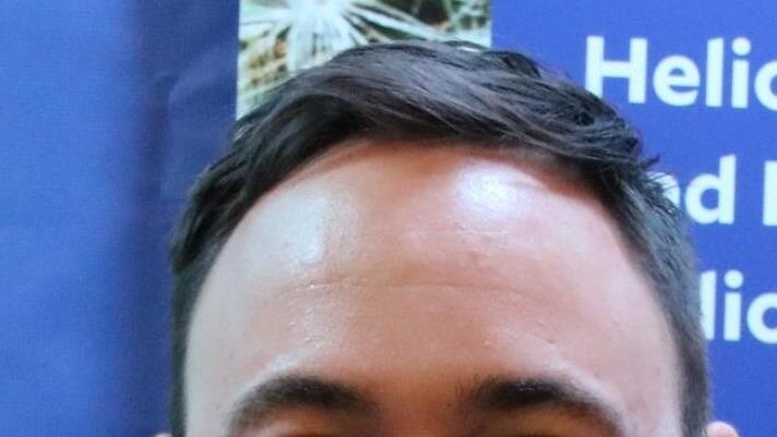 "Ich find's wichtig, dass wir hier auftreten", sagt  Daniel Amrein, Geschäftsführer des Helios-St.-Elisabeth-Krankenhauses. Deshalb habe er bereits kurz nach seinem Amtsantritt im Herbst entschieden, dass sich das einzige Akut-Krankenhaus der Stadt deutlich größer als bisher präsentiert. Das 225-Betten-Haus stellt seine ganze Bandbreite vor: von der Altersmedizin bis zur Unfall-Chirurgie. Und: "Wir haben einen neuen gynäkologischen Chefarzt seit Februar", weist Amrein auf eine von vielen Entw...