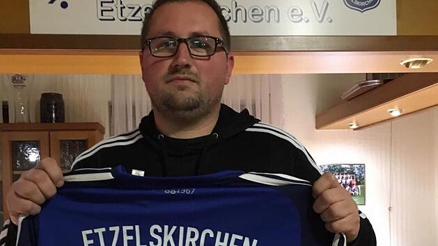 Die SpVgg Etzelskirchen verpflichtete Gerald G&ouml;tz als Trainer f&uuml;r die kommende Saison. Foto: Mirko Str&auml;sser
