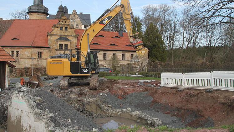 Der Bau und Abriss des Löschwasserbehälters beschäftigte erneut den Mainleuser Gemeinderat.  Foto: Archiv/Katrin Geyer
