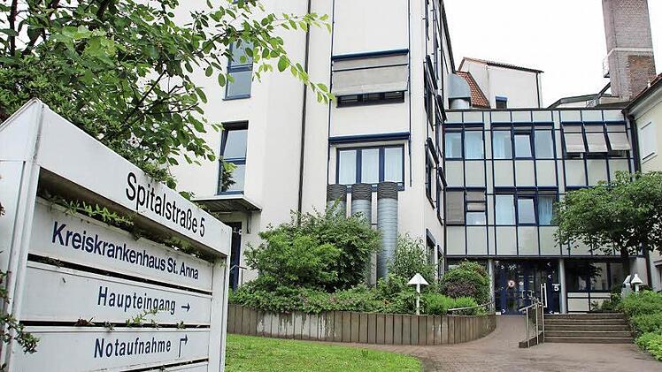 Auch der Eingangsbereich des Kreiskrankenhauses in Höchstadt wird komplett neu gestaltet.  Foto: Andreas Dorsch