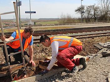 Barrierefrei soll der Bahnhof in Ebenhausen ausgebaut werden.Heike Beudert
