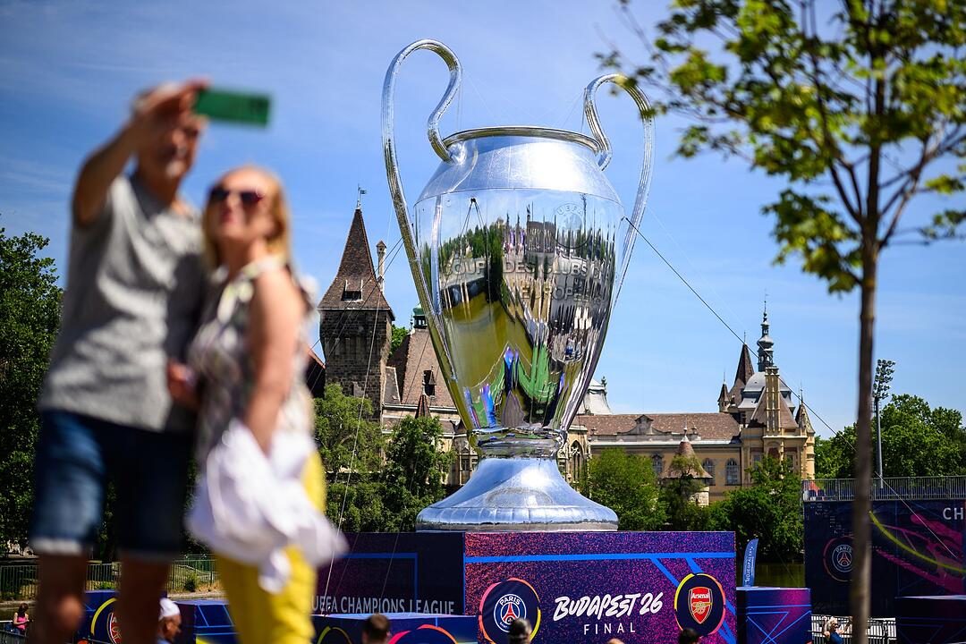 Vor dem Champions League Finale Paris Saint-Germain - FC Arsenal