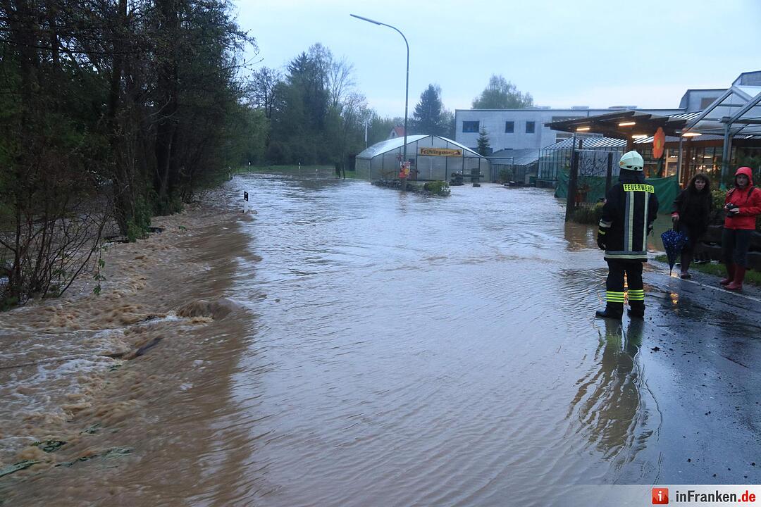 Land unter in Mittelfranken: Massive Regenmengen treffen das Nürnberger Land