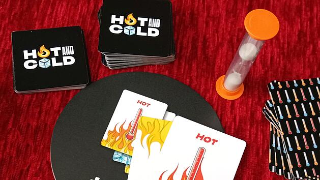Spiele-Test "Hot and Cold" von Game  Factory: Innnovatives Kommunikationsspiel f&uuml;r Partys