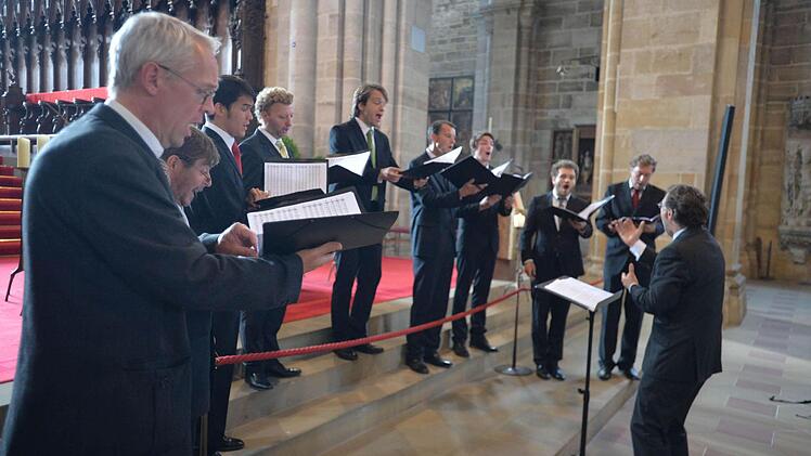 Festakt im Dom Foto: R. Rinklef