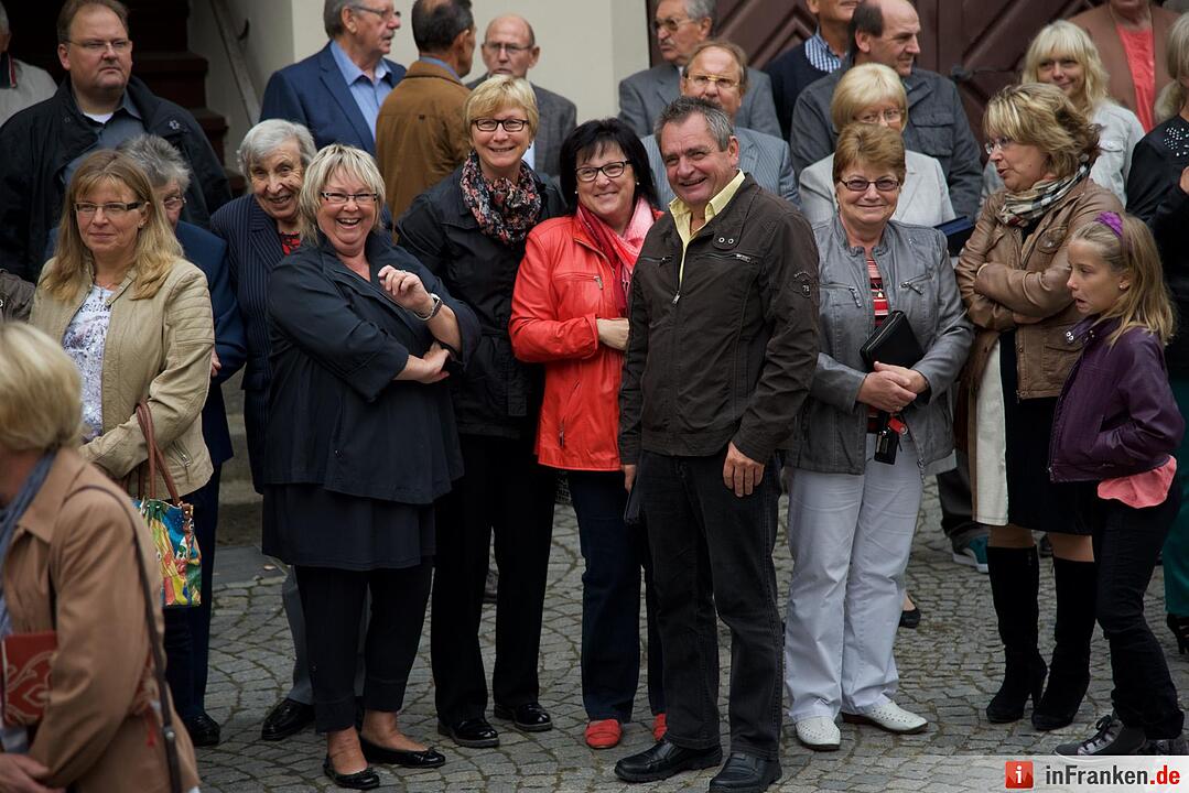 Nach einjähriger Kirchensanierung: Hannberg feiert die Wiedereröffnung der Wehrkirche der Pfarrei Geburt Mariens Hannberg