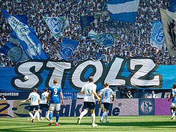 Massive Eskalation nach Zweitliga-Spiel - fast 400 Fans prügeln aufeinander ein