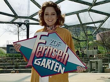 Ramona Leiß Ramona Leiß moderierte den ZDF-"Fernsehgarten" von 1993 bis 1999.