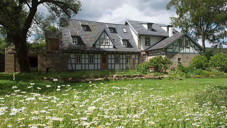 Ein Idyll im Grünen: die Bramberger Mühle.