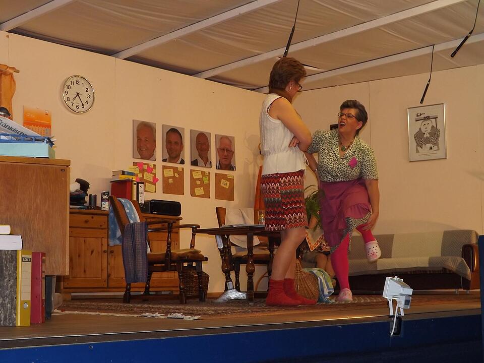 07.11.2016 Theatergruppe Gerach spielt >Die Nacht der Nächte!<