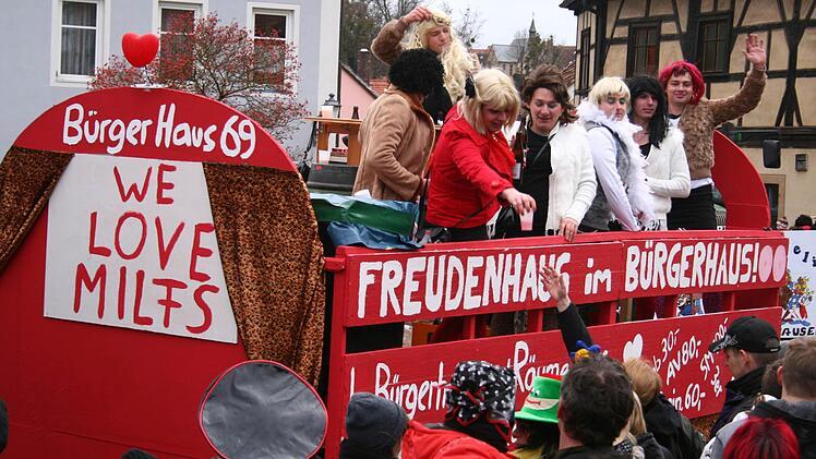 Ein Freudenhaus im Bürgerhaus mochte sich der FC Baunach vorstellen