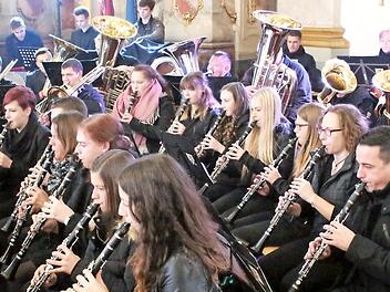 Das Kreisorchester Lichtenfels musizierte in der Basilika Vierzehnheiligen. Foto: Roland Dietz