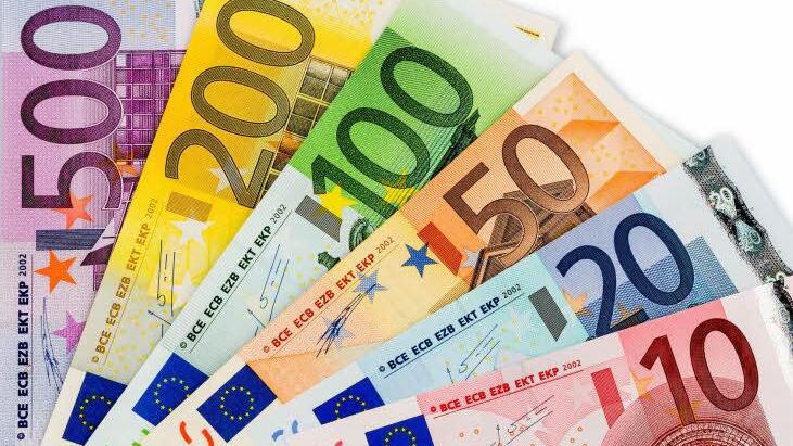 Zur Etatdeckung in der Gemeinde Rugendorf ist ein Neukredit von 214 000 Euro erforderlich. Symbolbild: dpa