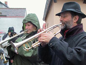 Dirigent Helmut Schäfer von den Untererthaler Musikern ist einer von vielen Geehrten, die den Kulturehrenbrief des Landkreises Bad Kissingen erhalten haben. Winfried Ehling