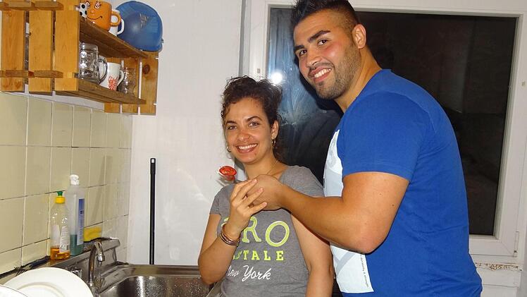 Seit mehr als einem Jahr schon ist Ali mit seiner Yudersky aus Kuba ein Paar. Die beiden wollen eine gemeinsame Zukunft.