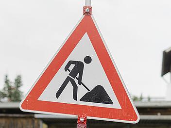 Landkreis Coburg: Bauarbeiten an Kreisstra&szlig;e CO 17 - halbseitige Sperrung