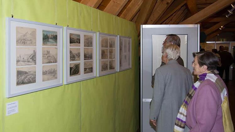 Ausstellungseröffnung auf Schloss Aschach  Foto: Björn Hein